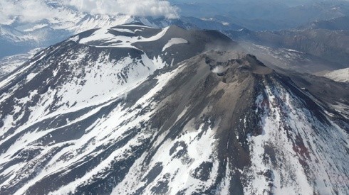 Complejo Volcánico Nevados de Chillán registró hoy una explosión