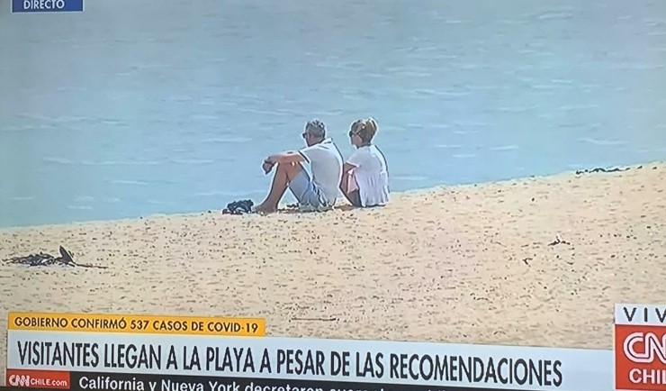 Otros tomaban el Sol como si no pasara nada en el mundo