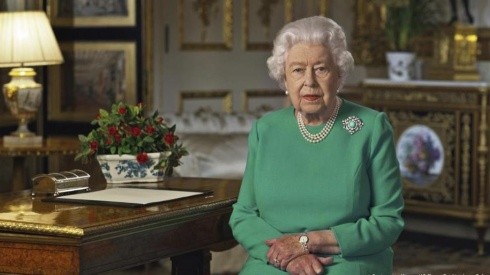 La Reina Isabel II apareció por quinta vez con un discurso televisivo.