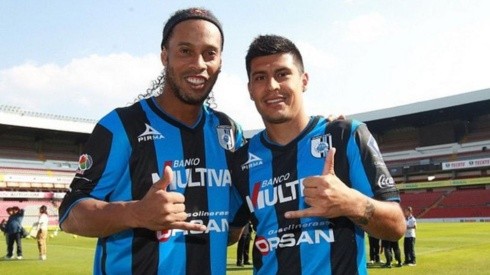 Ronaldinho junto a Pato Rubio en Querétaro