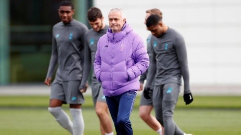 Mourinho entrenando en el Tottenham