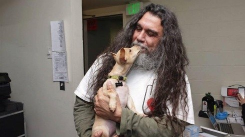 Tom Araya es un enamorado de los perros