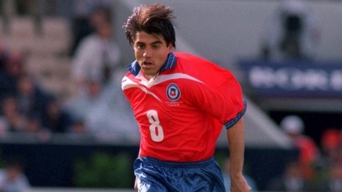 Acuña jugando el Mundial de Francia 1998
