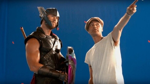 Taika Waititi ya dirigió a Chris Hemsworth en "Thor Ragnarok".