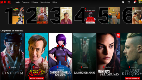 Netflix todos los meses tiene estrenos propios y externos.