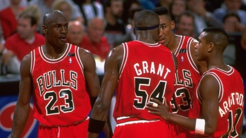 Grant junto a Michael Jordan en los Chicago Bulls