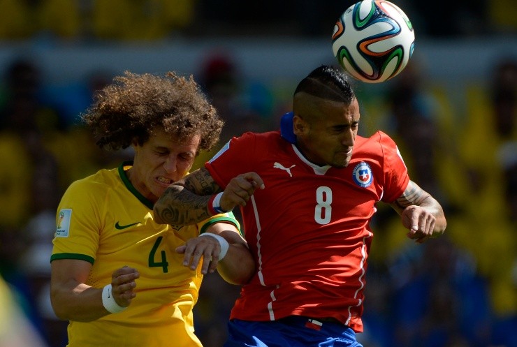 Vidal ante Brasil en el Mundial de Brasil 2014