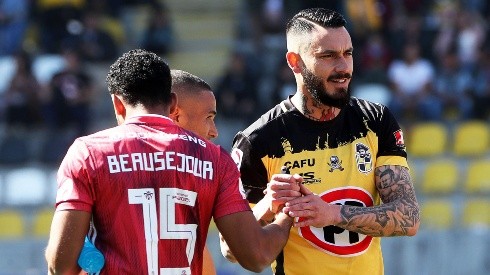 Jean Beausejour enfrenta a Mauricio Pinilla por el Torneo Nacional 2019