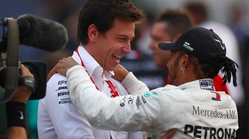 El jefe de la escudería Mercedes, Toto Wolff, respaldó a Lewis Hamilton por sacar la voz ante el racismo como el primer piloto afroamericano en la F1