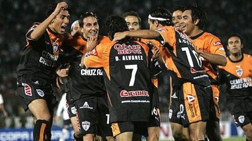 Damián Álvarez recordó el triunfo ante Colo Colo en la final de la Copa Sudamericana 2006
