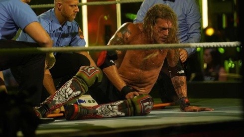 Edge tras finalizar "el combate de lucha libre más grande de la historia" ante Randy Orton en Backlash.