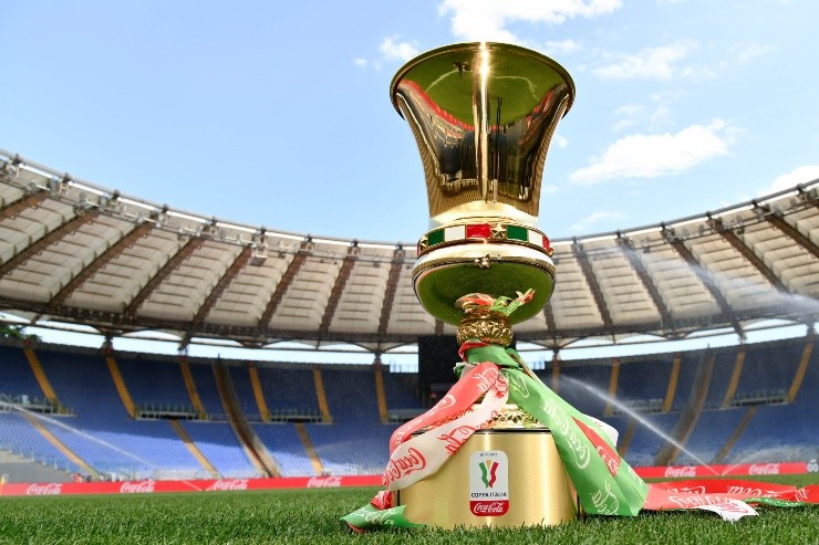 Este es el trofeo de la Copa Italia que se llevará o la Juventus o el Napoli esta tarde.