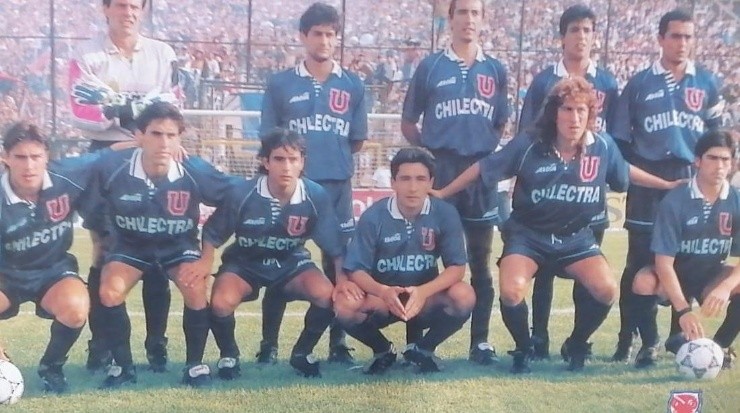 Raúl Aredes imponía su ley en el sector de creación de Universidad de Chile 1994 (Don Balón)