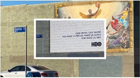 Los usuarios de internet denunciaron a la cadena HBO por poner un letrero publicitario encima de un mural dedicado a Kobe Bryant, por lo que la cadena televisiva se vio obligada a retirarlo