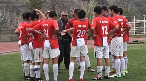 Patricio Ancán lleva adelante la rama de fútbol del Instituto Nacional.
