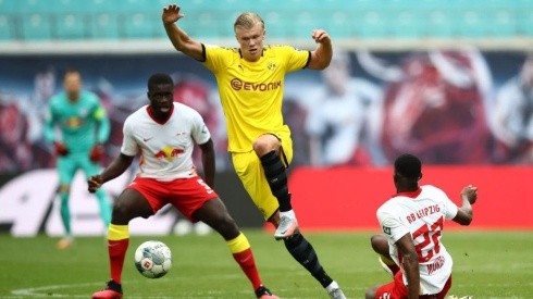 Haaland anota doblete y le da la victoria al Borussia Dortmund