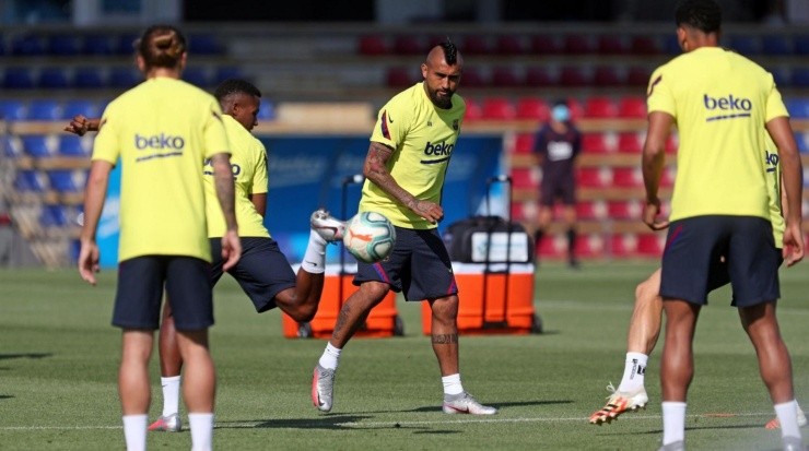 Arturo Vidal es una de las incógnitas de la formación de Barcelona para este martes ante Athletic (FC Barcelona)