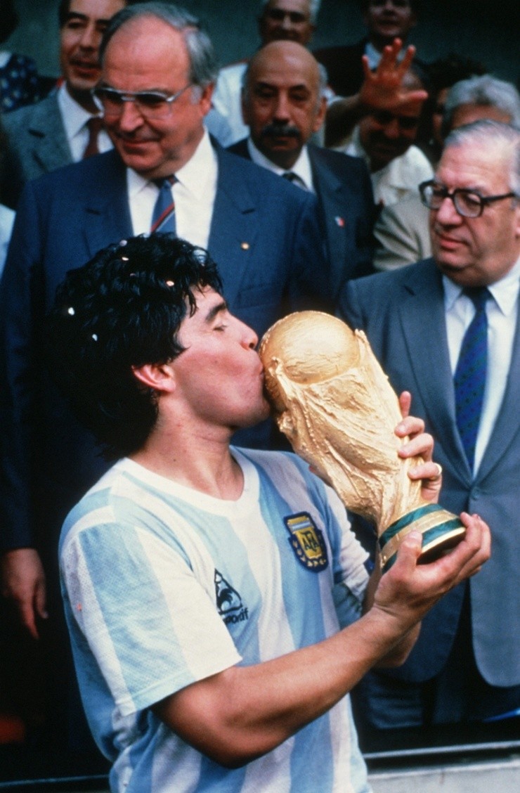 Diego Armando Maradona en su momento cumbre: cuando se coronó campeón del mundo en México 1986 (Jam Media)