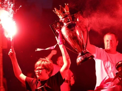 Inglaterra se tiñe de rojo con los festejos de los hinchas de Liverpool