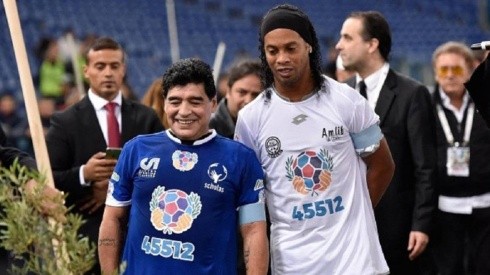 Maradona y Ronaldinho pueden encontrarse en Gimnasia.