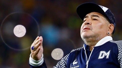 Diego Maradona tiene episodios de problemas con el alcohol, pero está limpio de cocaína, manifestó su médico.