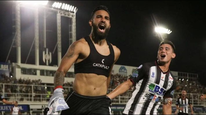 San Lorenzo le quita un fichaje al Alianza Lima de Mario ...