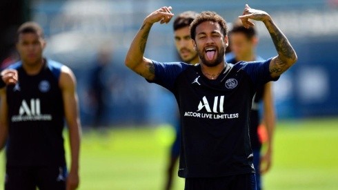 Neymar se quiere ir de PSG, y Juninho analiza su caso