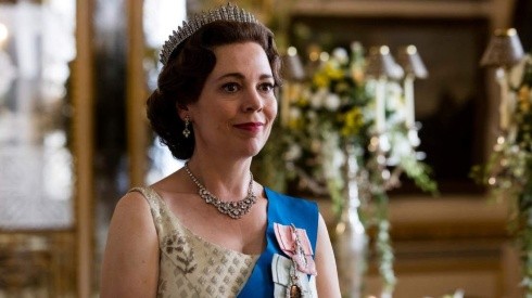 Olivia Colman en el rol de la Reina Elizabeth II.