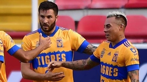 Eduardo Vargas disputó todo el encuentro en Tigres ante Pachuca