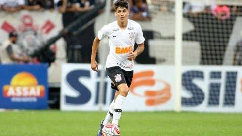Ángelo Araos disputará la final del Campeonato Paulista con el Corinthians.