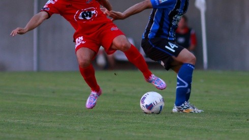 Acereros y Diablos Rojos disputaron dos partidos amistosos en el Estadio CAP de Talcahuano.