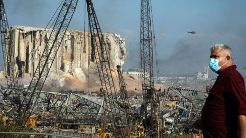 El puerto de Beirut, en el Líbano, quedó en ruinas tras las explosiones de este martes