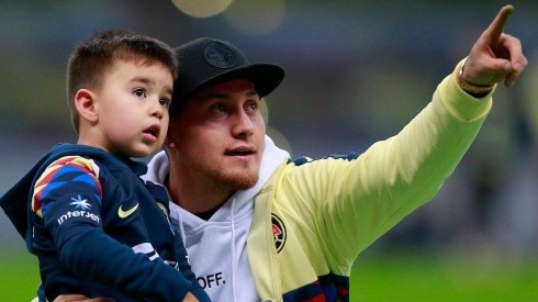 El chileno no quiere que su primogénito siga sus pasos en el fútbol, ya que asegura que hay mucha envidia en el ambiente.