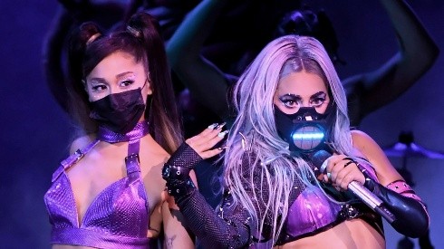 Lady Gaga y Ariana Grande prendieron la noche de premiación con su presentación en vivo.