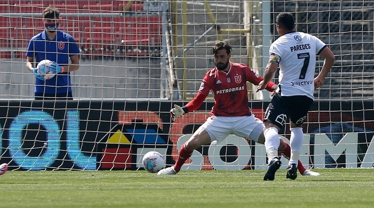 Esteban Paredes anotó el tanto colocolino en el Superclásico 187. Foto: Agencia Uno