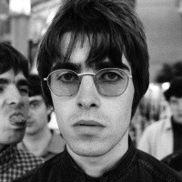 Oasis anuncia reedición de álbum por sus 25 años