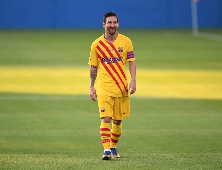 Lionel Messi regresó a capitanear al Barcelona tras su gran polémica. | Foto: Getty Images