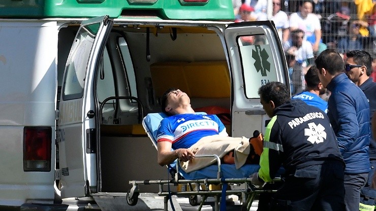 Gato Silva sufrió una doble fractura hace un año, pero está de vuelta en Universidad Católica. Foto: Agencia Uno