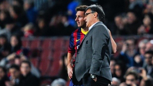 Lionel Messi conversando con Gerardo Martino en Barcelona