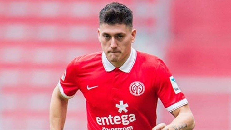 Solo unas semanas en cancha estuvo Nicolás Castillo en el Mainz, debido a la rotura de ligamentos de la rodilla derecha en un entrenamiento