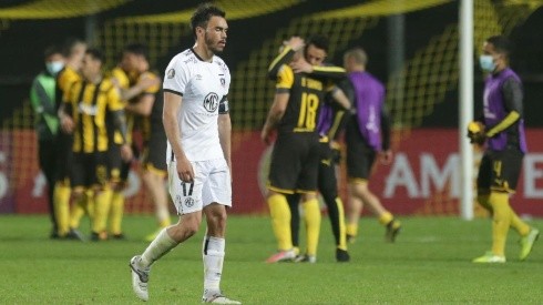 Peñarol arrasó a un Colo Colo lamentable en Uruguay