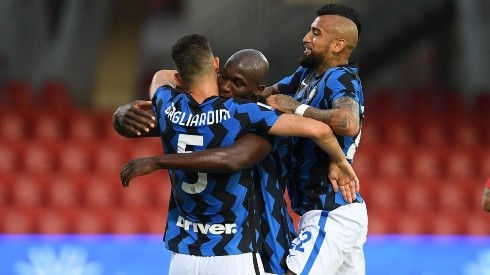 Gagliardini, Lukaku y Arturo Vidal en la goleada del Inter a Benevento.