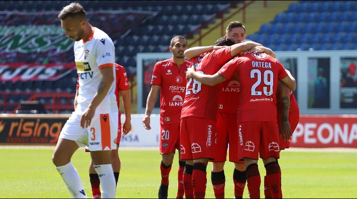 Cobreloa pierde con Ñublense, que pelea la punta de la ...