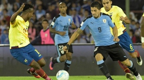 Uruguay viene de ganarle con polémica a Chile.