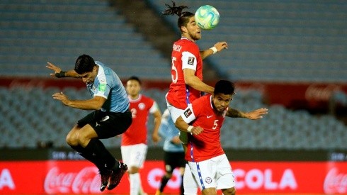 Chile se estrenó en las Eliminatorias para el Mundial de Qatar 2022 con una estrecha derrota ante uruguay en Montevideo.
