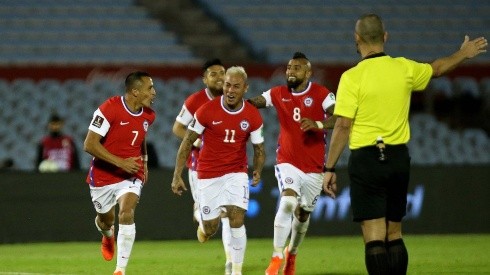 Chile recibe a Colombia en el Estadio Nacional por la segunda fecha de las Eliminatorias a Qatar 2022.
