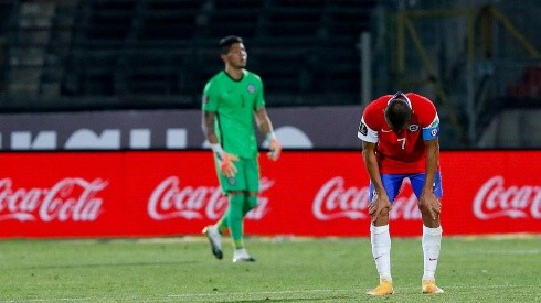 Alexis Sánchez quedó resentido tras el partido ante Colombia