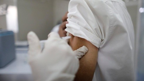 Muere brasileño que participaba en pruebas de la vacuna contra el Covid-19 | Foto: Getty Images