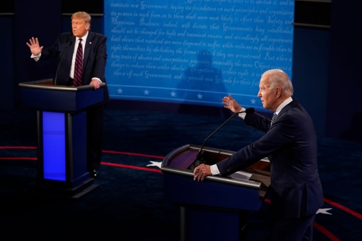 Las múltiples interrupciones entre ambos candidatos fue lo más comentado del primer debate (Foto: Getty)