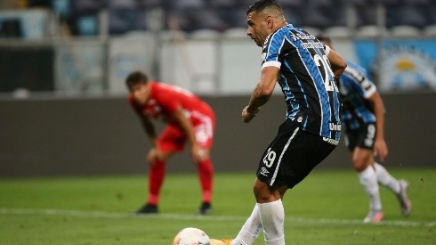 Diego Souza ayudó a que la UC clasificara a la Sudamericana